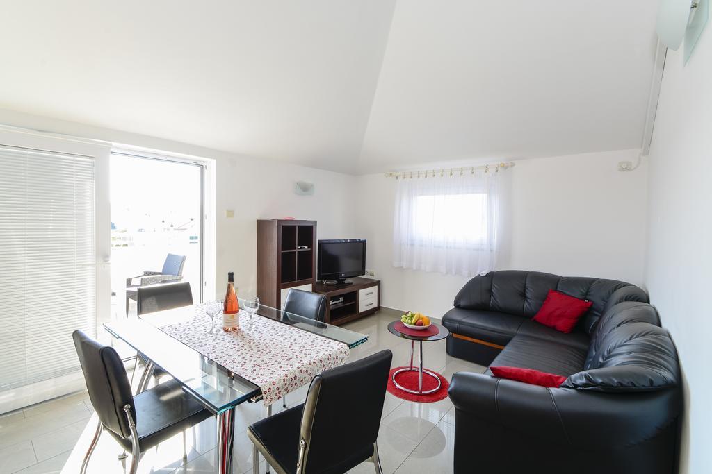 Apartments Resman Vodice Exterior photo