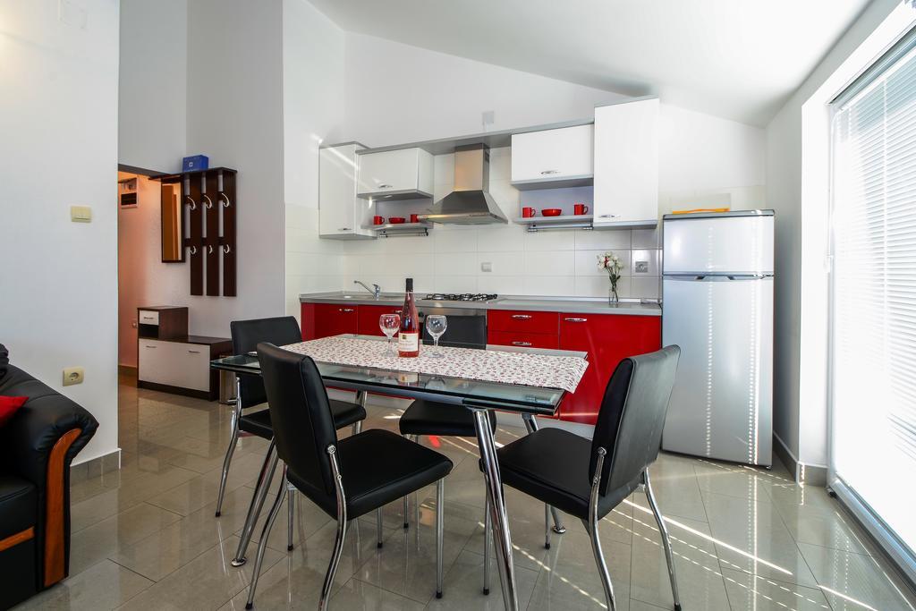 Apartments Resman Vodice Exterior photo