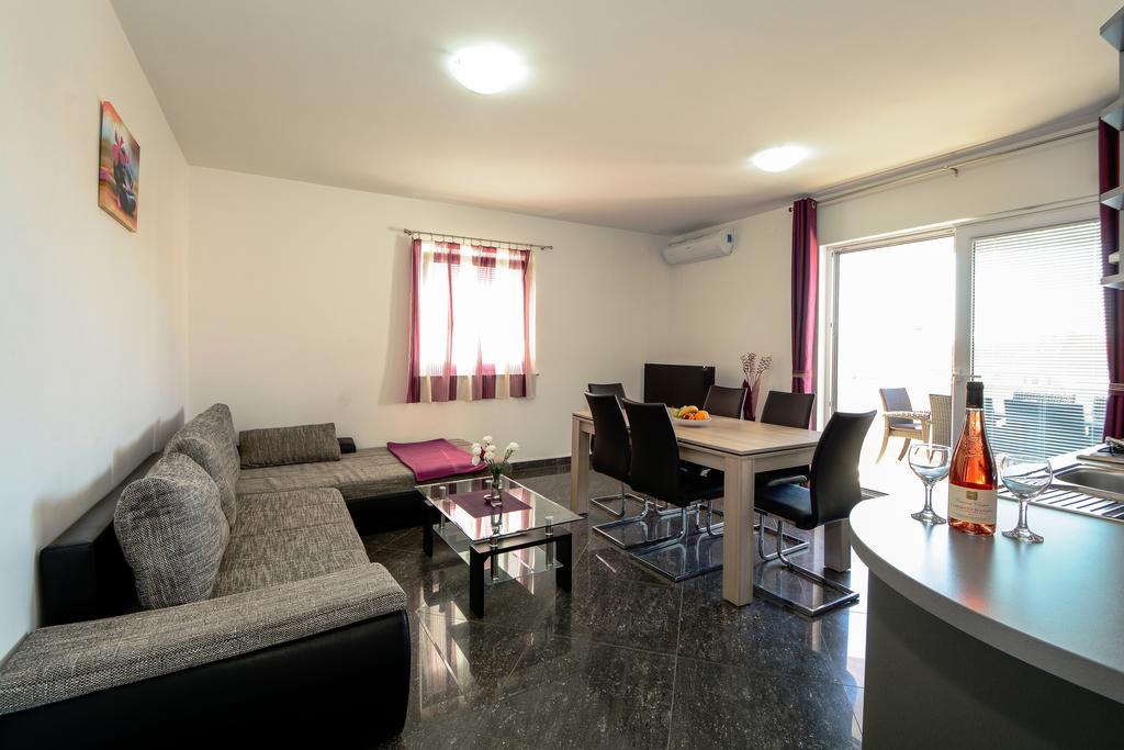 Apartments Resman Vodice Exterior photo